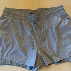 Spyder Women’s Athletic Light Blue Shorts Size XL